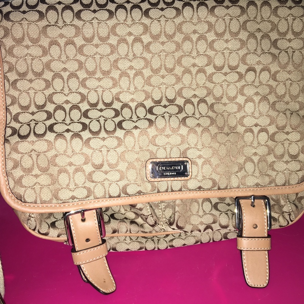 Crossbody bag